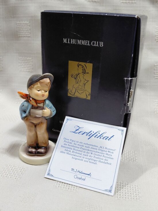 M.I. Hummel Other - Vintage M.I. Hummel "Lucky Fellow" Figurine #174 Hum 560 with Original Box
